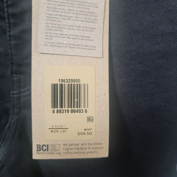 New Levis 315 Shaping BOOT CUT Sz 8 Mid Rise Short 29x30 Black NWT Grunge Emo - Picture 15 of 16